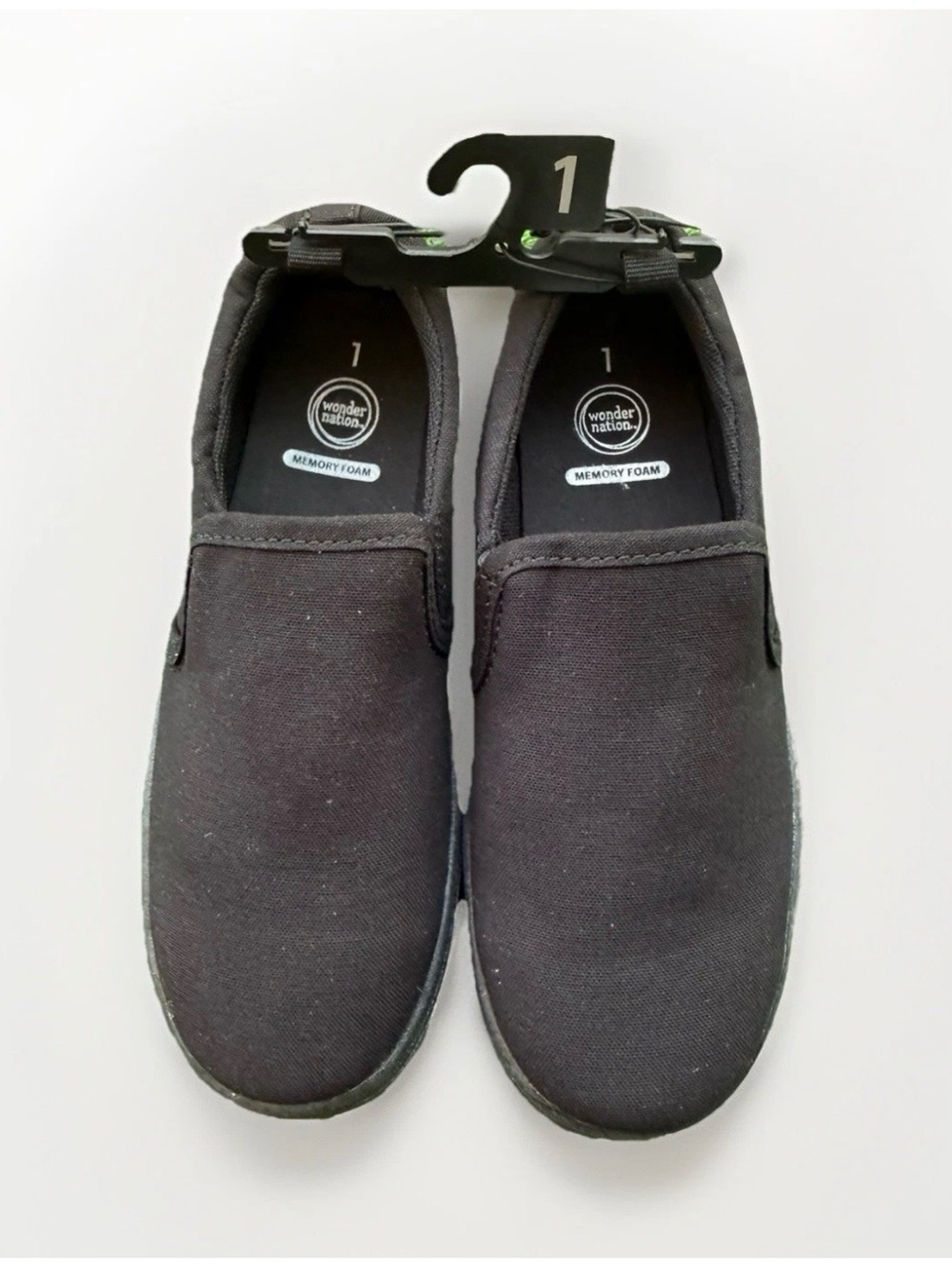 wonder nation Kids’ Size 1Y Black Slip-On Sneakers Memory Foam NEW - Picture 4 of 8